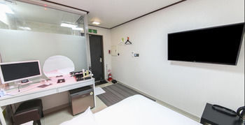 Itaewon A One 2* Seoul